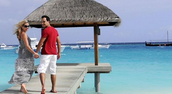 Where to go for honeymoon? Take tips online