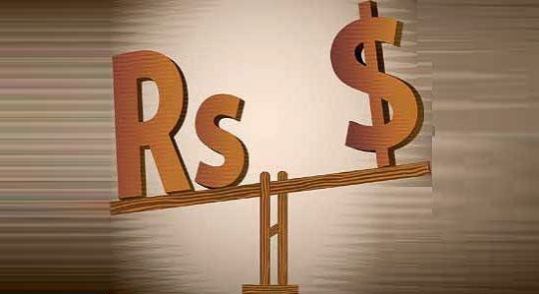 Rupee drops 25 paise to 62.18 against dollar in late morning trade