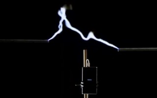 Soon, lighting bolt to charge mobile phones