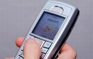 Average student checks phone 11 times per day while in class