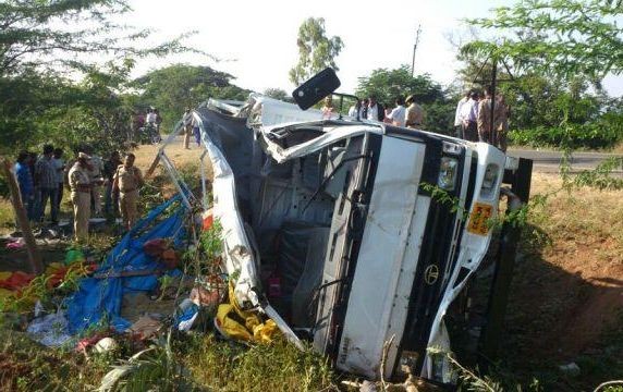 22 killed in Karnataka road accident