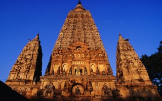 The Allahabad High Court on Wednesday dismissed the petition of seer Shobhan Sarkar, who had sought directions to the Uttar Pradesh government and the district administration of Fatehpur for allowing excavations in a village where, he believed, huge reserves of gold lay buried. A Division Bench comprising Justices Ashok Bhushan and Vipin Sinha dismissed the petition of Sarkar with the remark "no case has been made out to grant any of the reliefs as claimed in the writ petition". Sarkar had claimed that there was a "hidden gold treasure of about 2,500 tonnes at the bank of river Ganga in village Adampur, Tehsil and District Fatehpur". He had also claimed that he was ready to bear the expenses for carrying out excavations at the site for which he had planned to involve experts from Indian School of Mines, Dhanbad and IIT-Kanpur. However, the court rejected the petition observing that Sarkar had "miserably failed to prove any of his right to claim any permission". Significantly, an excavation was carried out at a village in Unnao district recently following a similar claim made by Sarkar. The seer later on blamed the failure of the operation on his not being "invited" to the site by the excavators.