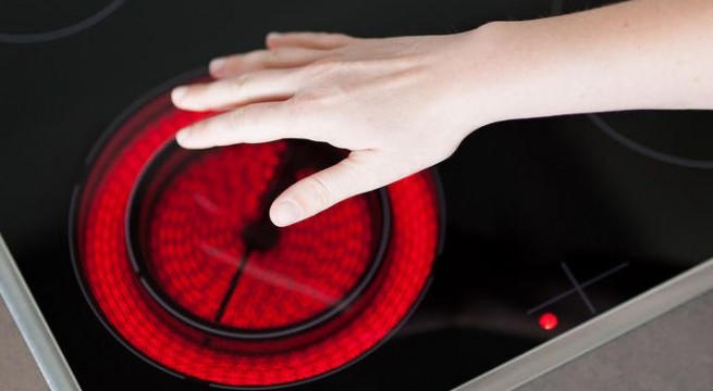 Congenitally blind people are hypersensitive to pain`