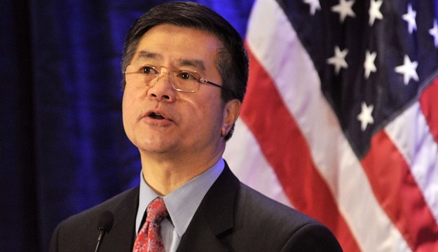 First Chinese-American US ambassador to China to quit