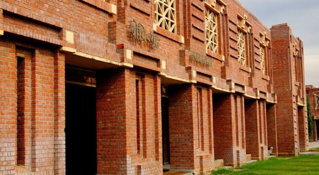 IIM Lucknow achieves 100 percent summer placements