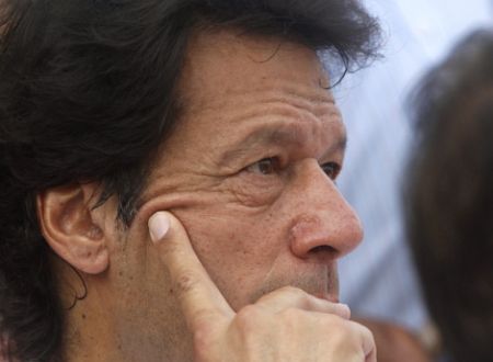 Imran Khan wants Pak govt. to block NATO supplies to Afghanistan