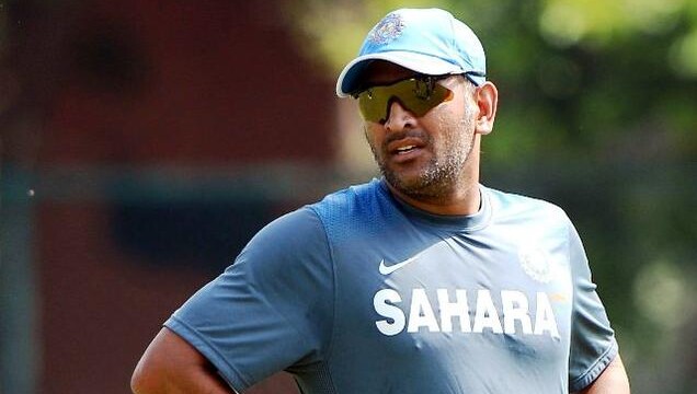 Switching to Tests from ODIs a big change: Dhoni