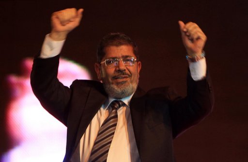 Egypt court adjourns Mohamed Morsi trial to January 8