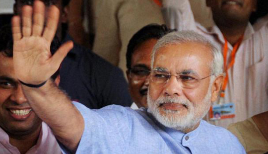 Modi gets 4 more days to reply to EC notice on ‘khooni panja’
