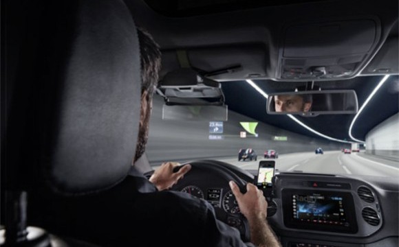 New iPhone app to help motorists navigate with windscreen HUD