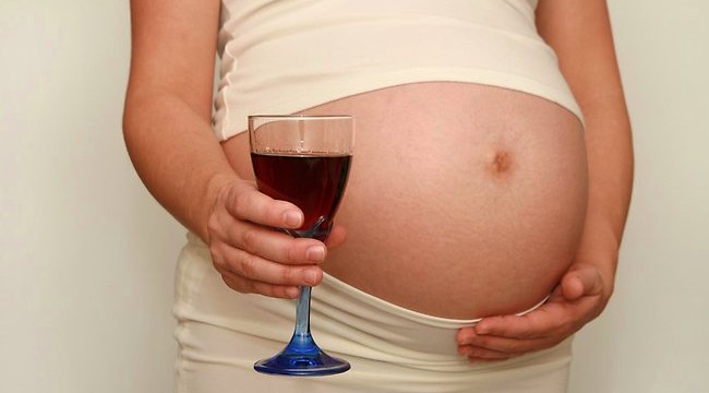 Pregnant mums who drink wine may be healthier than those who don’t