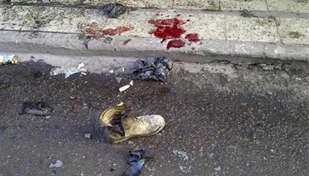 Serial blasts kill 19 in Baghdad