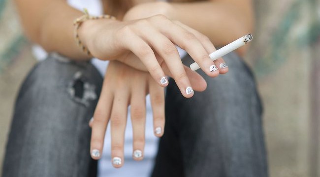 Teens consider slim ciggies `safer`