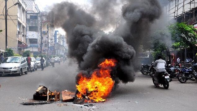 Telangana row: SC refuses to entertain plea opposing bifurcation