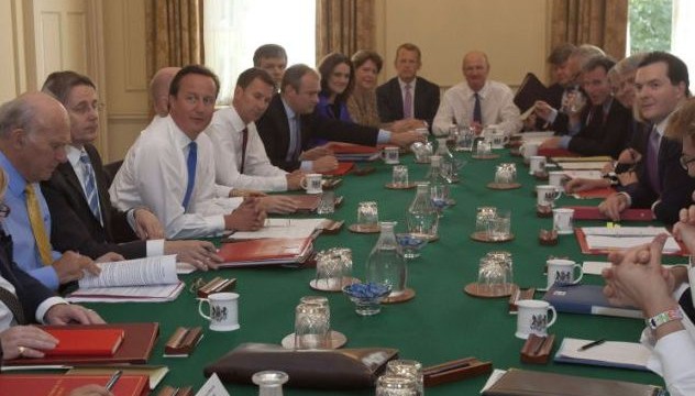 UK cabinet banned from using iPads in `sensitive` meetings over `bugging` fears