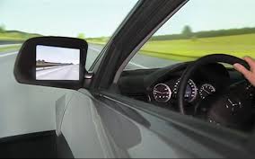 Driver’s eye movements play key role in controlled curve driving