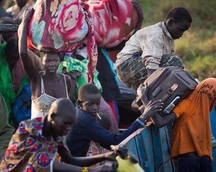 South Sudan : Finding shelter by the Nile